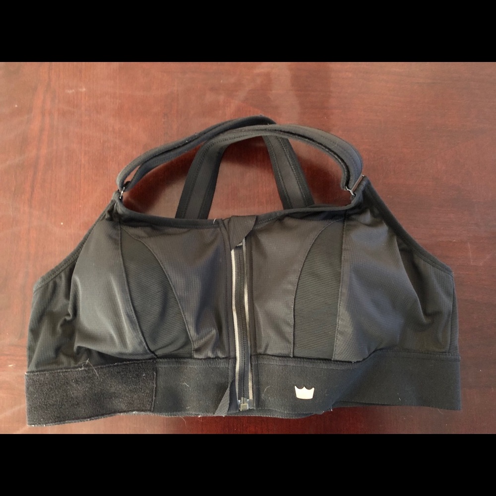 SheFit Ultimate Sports Bra